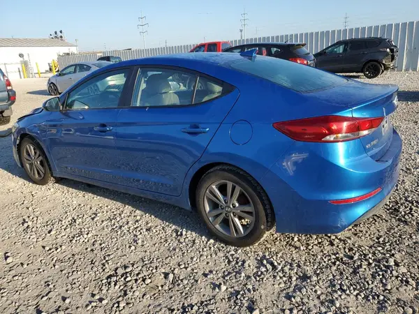 5NPD84LF1HH156063 2017 HYUNDAI ELANTRA - Image 2