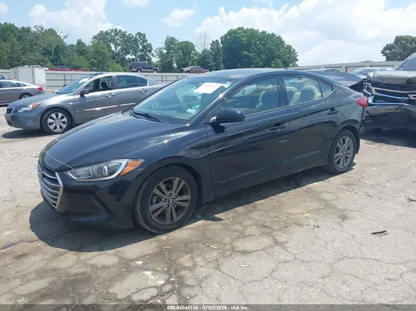 5NPD84LF1HH156676 2017 HYUNDAI ELANTRA - Image 2