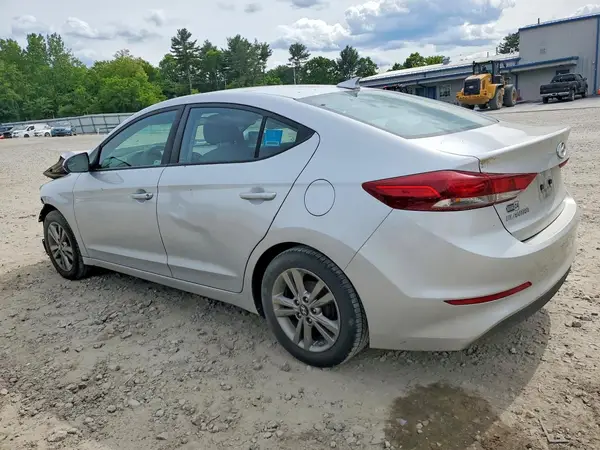 5NPD84LF1HH156712 2017 HYUNDAI ELANTRA - Image 2