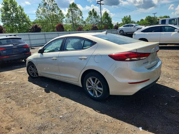 5NPD84LF1HH160789 2017 HYUNDAI ELANTRA - Image 2