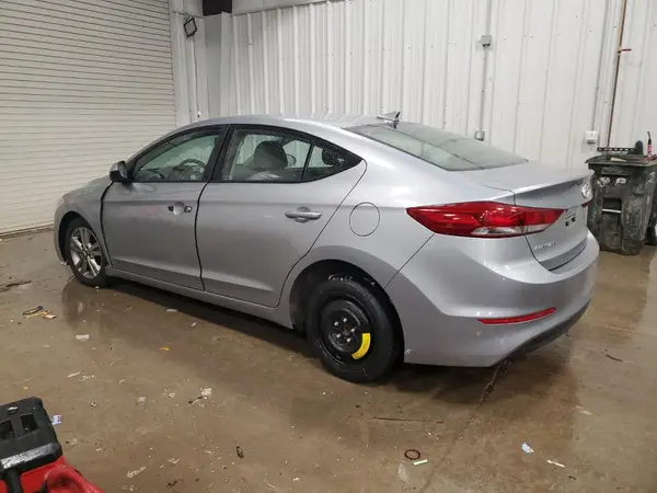 5NPD84LF1HH167547 2017 HYUNDAI ELANTRA - Image 2
