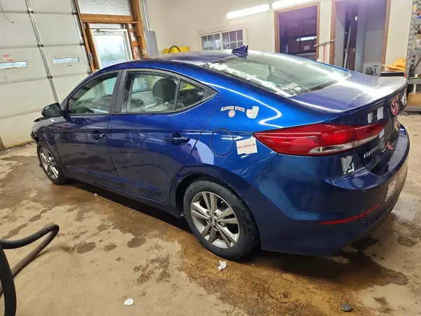 5NPD84LF1HH167970 2017 HYUNDAI ELANTRA - Image 2