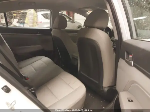 5NPD84LF1HH168858 2017 HYUNDAI ELANTRA - Image 8