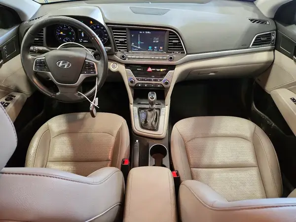5NPD84LF1HH171033 2017 HYUNDAI ELANTRA - Image 8