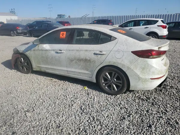 5NPD84LF1HH172067 2017 HYUNDAI ELANTRA - Image 2