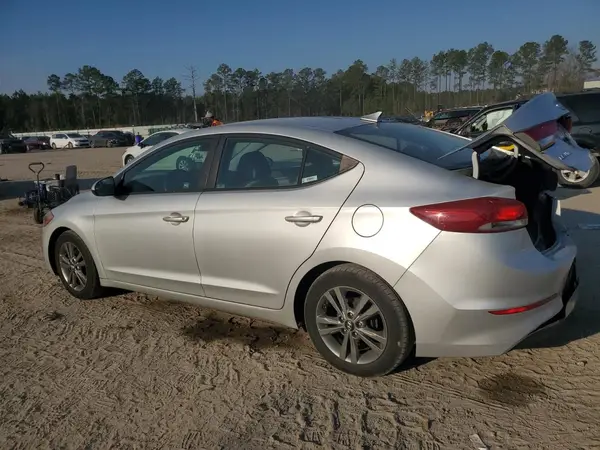 5NPD84LF1HH174630 2017 HYUNDAI ELANTRA - Image 2
