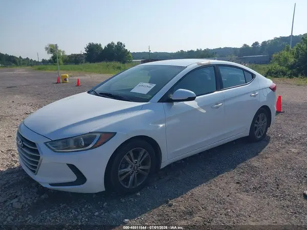 5NPD84LF1HH174868 2017 HYUNDAI ELANTRA - Image 2