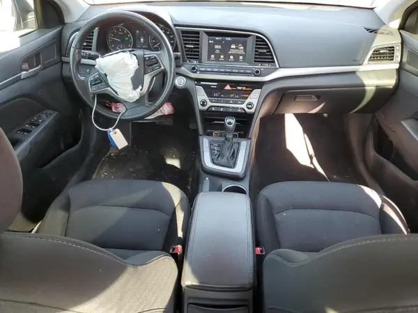 5NPD84LF1HH175843 2017 HYUNDAI ELANTRA - Image 8