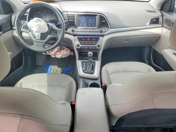 5NPD84LF1HH176300 2017 HYUNDAI ELANTRA - Image 8