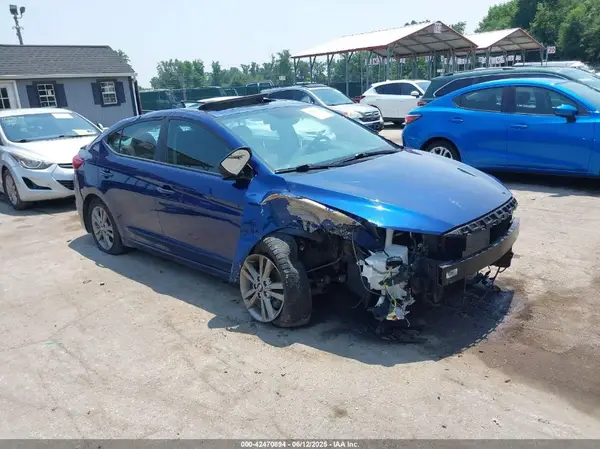 5NPD84LF1HH177205 2017 HYUNDAI ELANTRA - Image 1