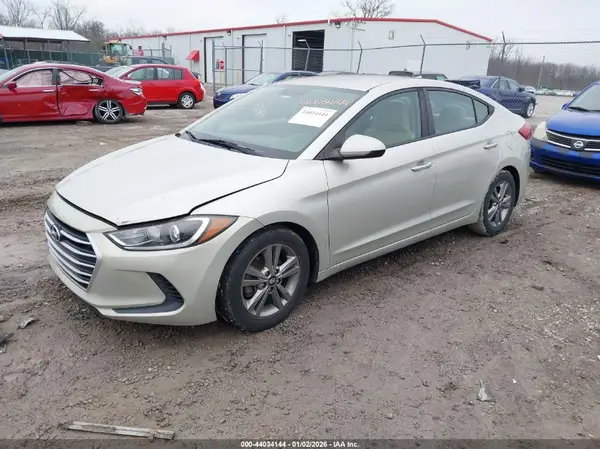 5NPD84LF1HH178306 2017 HYUNDAI ELANTRA - Image 2