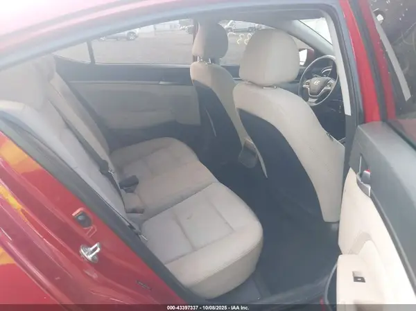 5NPD84LF1HH179455 2017 HYUNDAI ELANTRA - Image 8