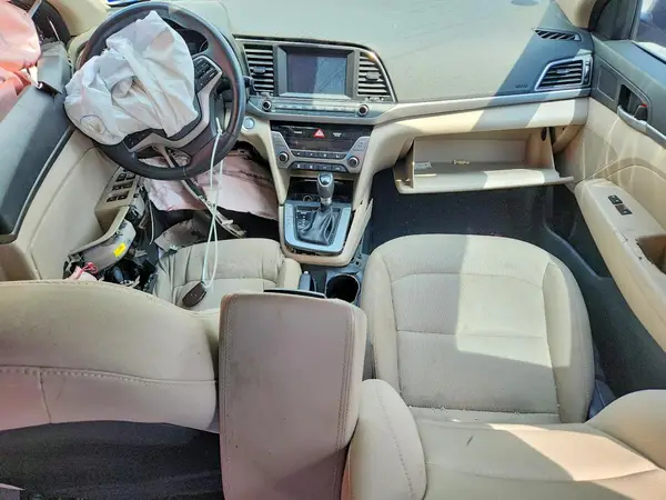 5NPD84LF1HH181089 2017 HYUNDAI ELANTRA - Image 8