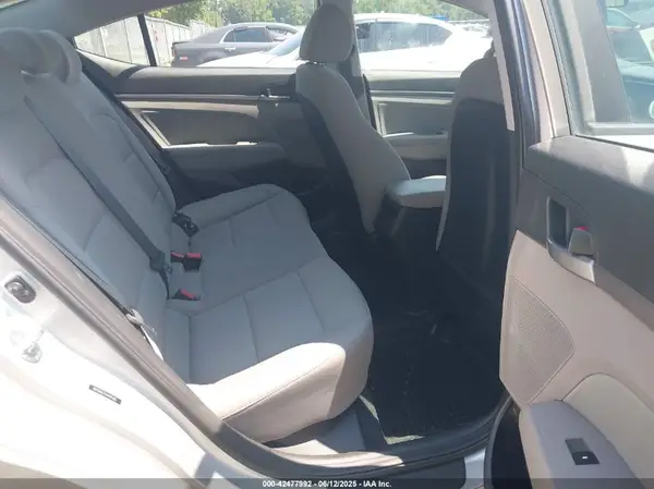 5NPD84LF1HH181495 2017 HYUNDAI ELANTRA - Image 8