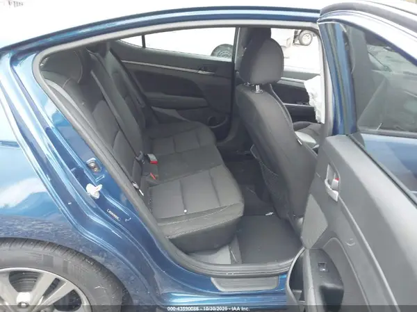 5NPD84LF1HH182730 2017 HYUNDAI ELANTRA - Image 8