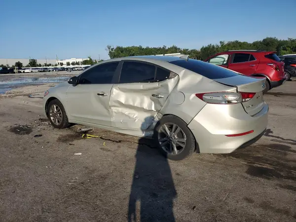 5NPD84LF1HH186812 2017 HYUNDAI ELANTRA - Image 2