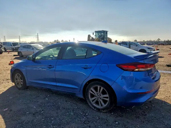 5NPD84LF1HH186826 2017 HYUNDAI ELANTRA - Image 2