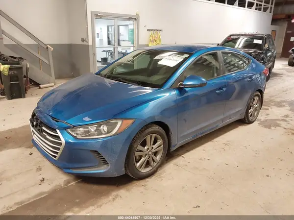 5NPD84LF1HH190889 2017 HYUNDAI ELANTRA - Image 2