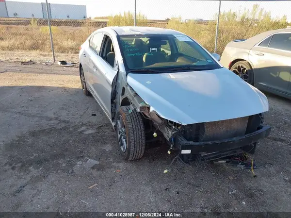 5NPD84LF1HH197034 2017 HYUNDAI ELANTRA - Image 1
