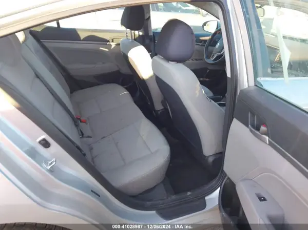 5NPD84LF1HH197034 2017 HYUNDAI ELANTRA - Image 8