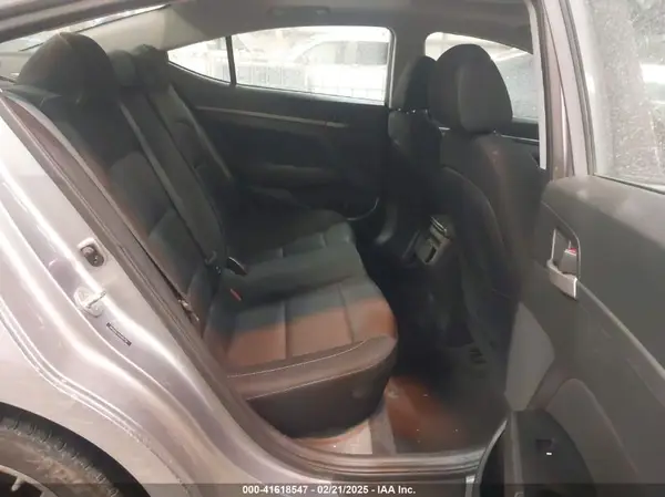 5NPD84LF1HH201759 2017 HYUNDAI ELANTRA - Image 8