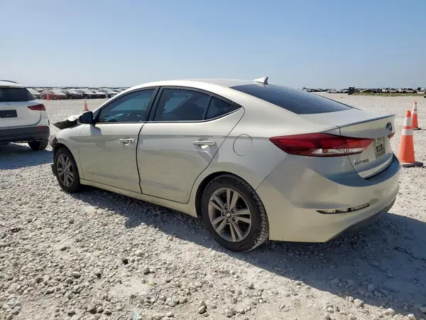 5NPD84LF1HH205505 2017 HYUNDAI ELANTRA - Image 2