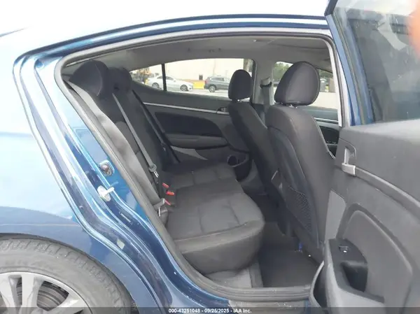 5NPD84LF1HH205603 2017 HYUNDAI ELANTRA - Image 8