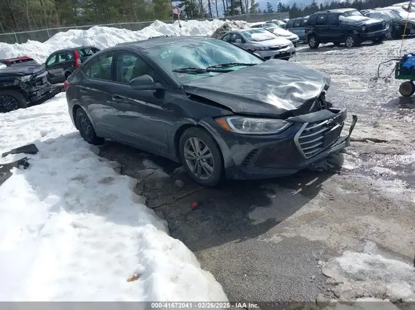 5NPD84LF1HH208310 2017 HYUNDAI ELANTRA - Image 1