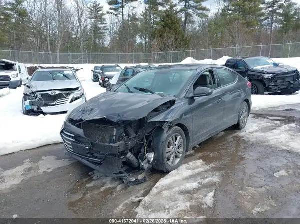 5NPD84LF1HH208310 2017 HYUNDAI ELANTRA - Image 2