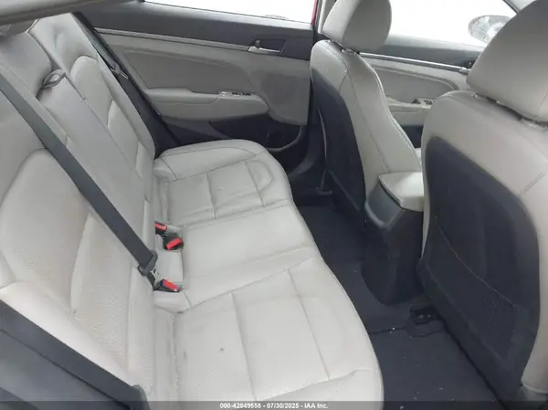 5NPD84LF1HH209313 2017 HYUNDAI ELANTRA - Image 8