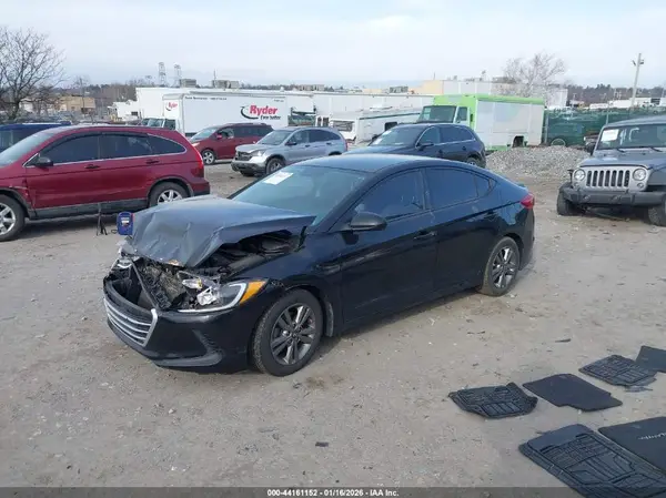 5NPD84LF1HH211014 2017 HYUNDAI ELANTRA - Image 2