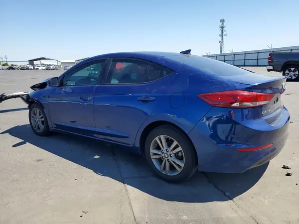 5NPD84LF1JH211231 2018 HYUNDAI ELANTRA - Image 2