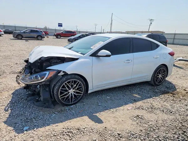 5NPD84LF1JH213738 2018 HYUNDAI ELANTRA - Image 1