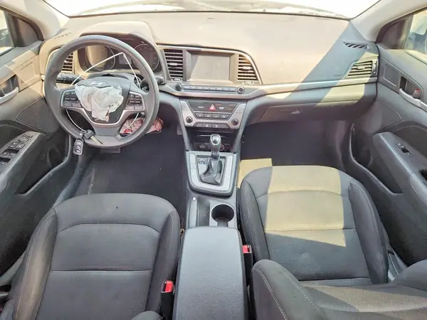 5NPD84LF1JH213738 2018 HYUNDAI ELANTRA - Image 8