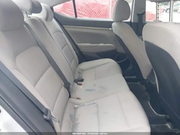 5NPD84LF1JH214811 2018 HYUNDAI ELANTRA - Image 8