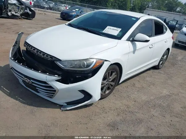 5NPD84LF1JH215473 2018 HYUNDAI ELANTRA - Image 2