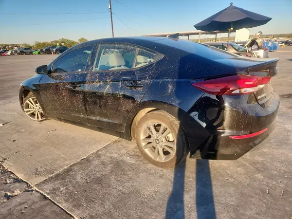 5NPD84LF1JH216655 2018 HYUNDAI ELANTRA - Image 2