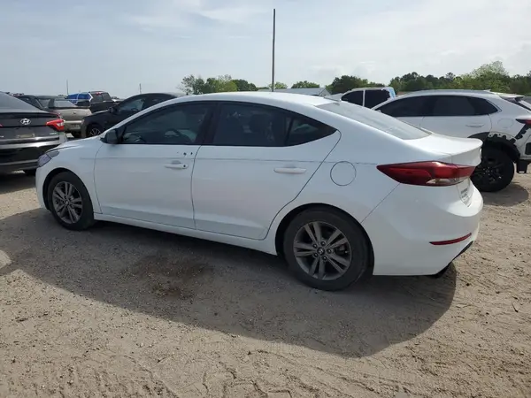 5NPD84LF1JH217997 2018 HYUNDAI ELANTRA - Image 2
