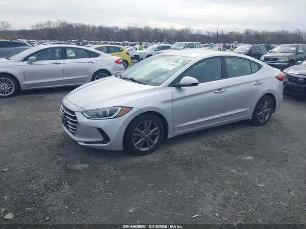 5NPD84LF1JH219314 2018 HYUNDAI ELANTRA - Image 2