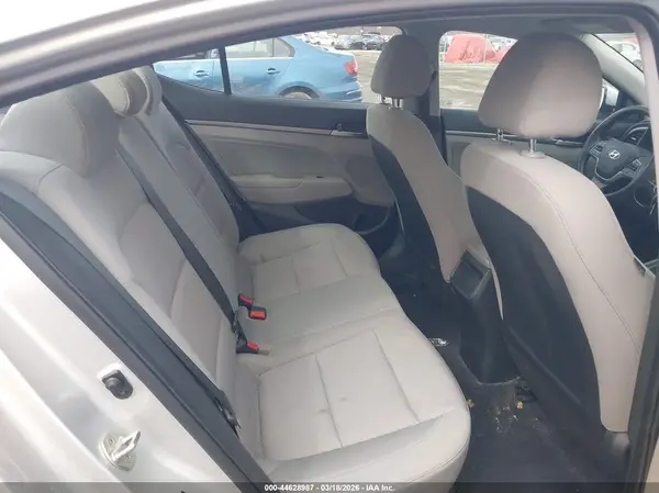 5NPD84LF1JH219314 2018 HYUNDAI ELANTRA - Image 8