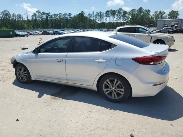 5NPD84LF1JH220351 2018 HYUNDAI ELANTRA - Image 2
