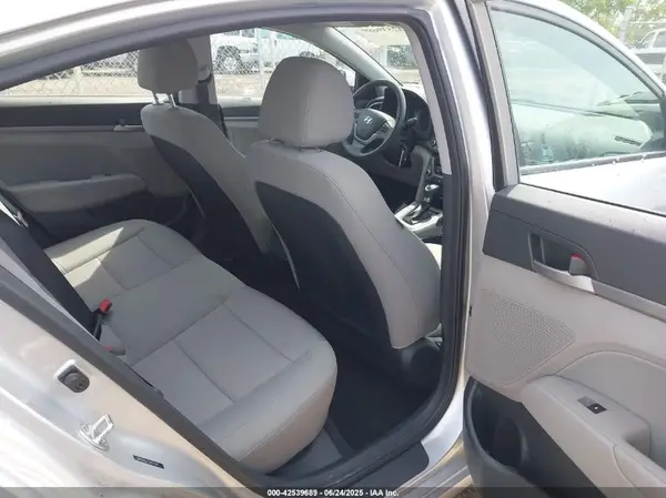 5NPD84LF1JH221841 2018 HYUNDAI ELANTRA - Image 8