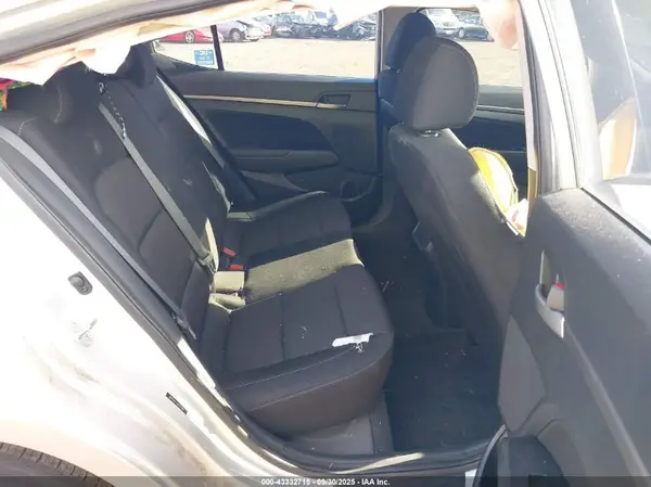 5NPD84LF1JH221984 2018 HYUNDAI ELANTRA - Image 8