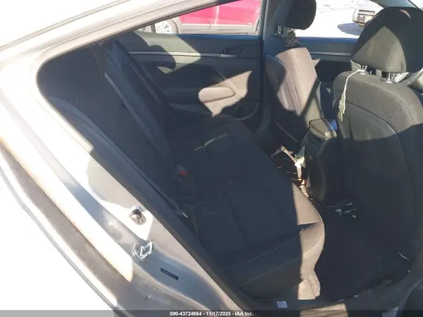 5NPD84LF1JH222312 2018 HYUNDAI ELANTRA - Image 8