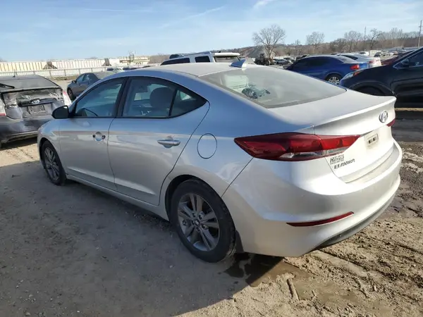 5NPD84LF1JH224948 2018 HYUNDAI ELANTRA - Image 2
