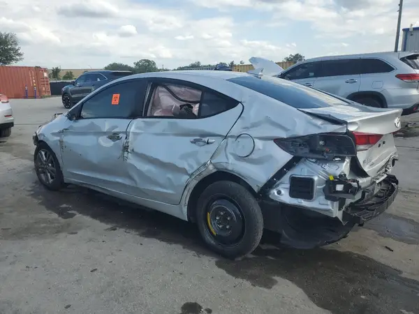 5NPD84LF1JH225548 2018 HYUNDAI ELANTRA - Image 2
