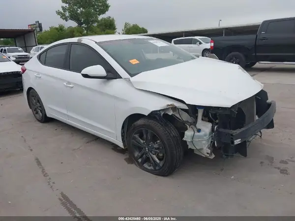 5NPD84LF1JH227817 2018 HYUNDAI ELANTRA - Image 1