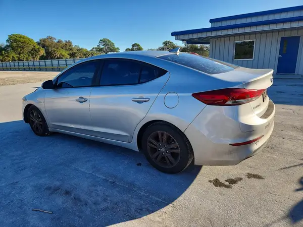 5NPD84LF1JH228966 2018 HYUNDAI ELANTRA - Image 2