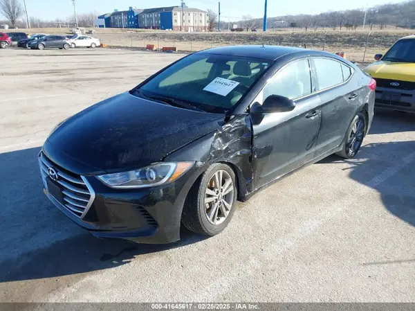 5NPD84LF1JH229406 2018 HYUNDAI ELANTRA - Image 2