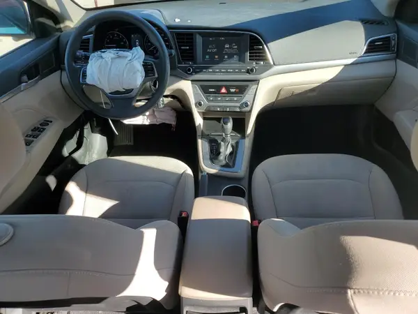 5NPD84LF1JH229986 2018 HYUNDAI ELANTRA - Image 8